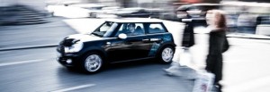 Bereit für die Hansestadt: DriveNow startet das Carsharing in Hamburg mit 450 Fahrzeugen vom Typ BMW 1er und Mini.