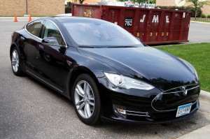 Elektroauto bald wieder auf der Überholspur? Zumindest die Pläne sind bei Tesla weitreichend.